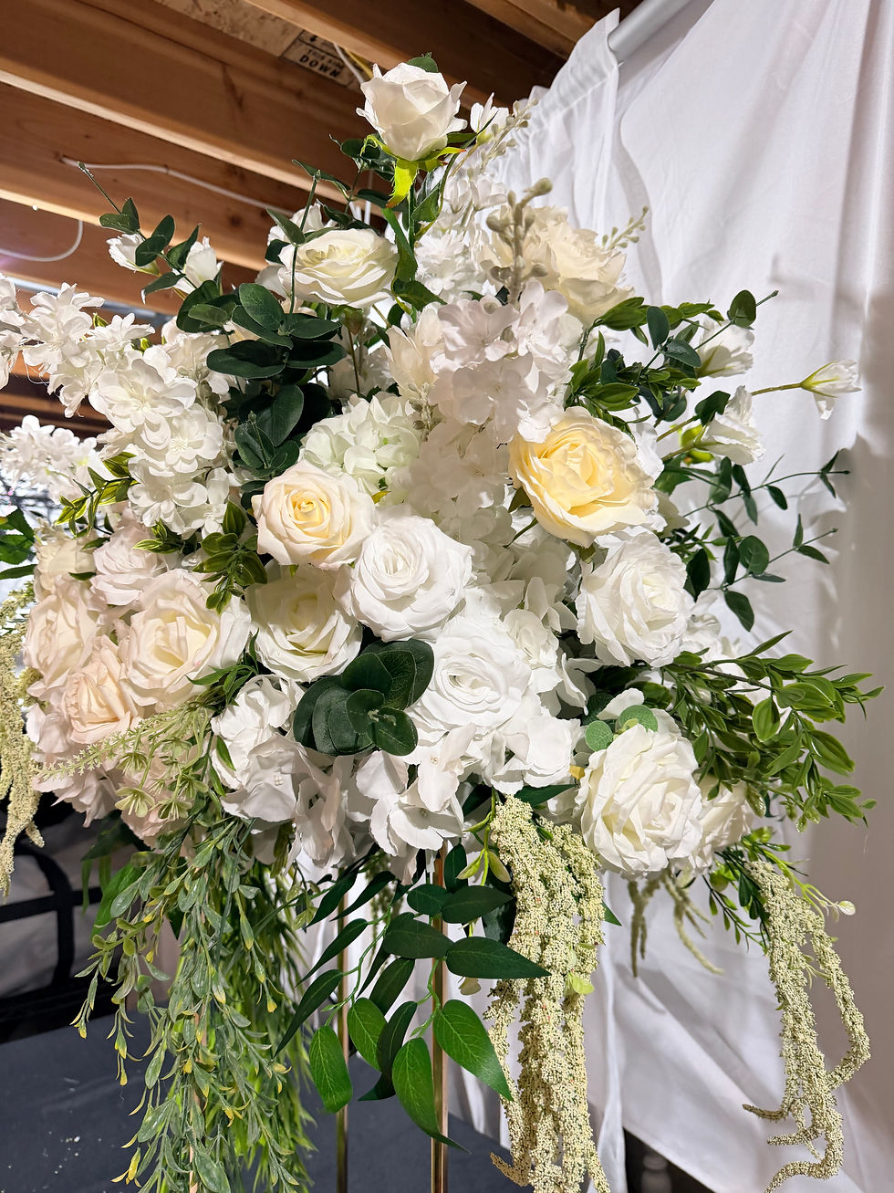 Thumbnail: Giant Barrel/Pillar/Urn topper