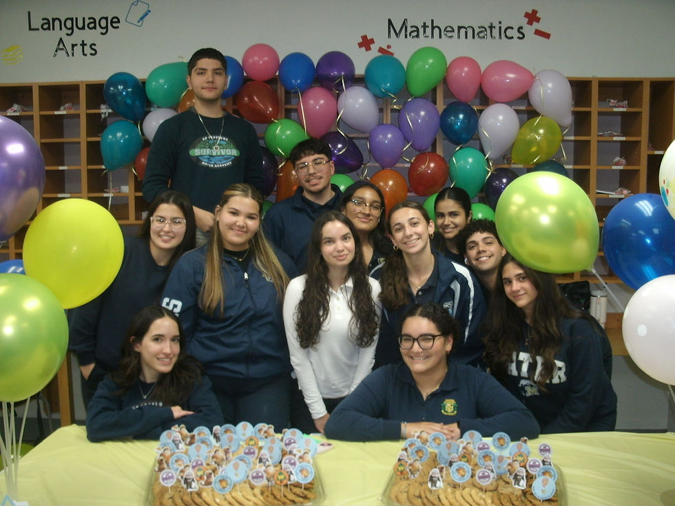 How Being Involved in Extracurriculars Offers a World of Opportunity!