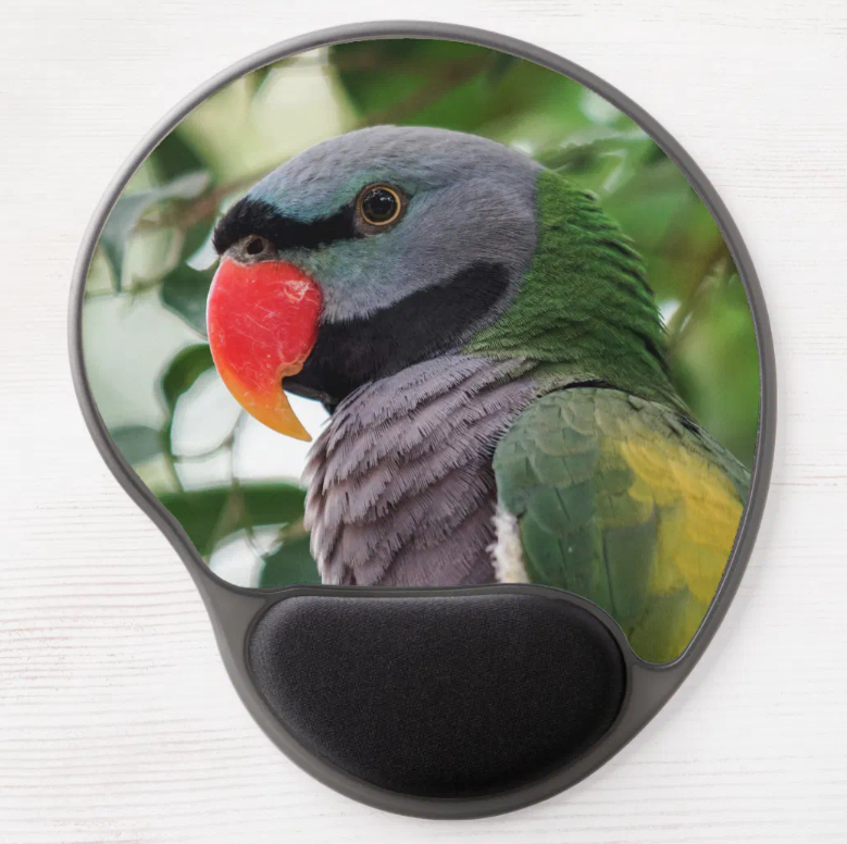 Ergonomic gel mousepad featuring a Derbyan parakeet against a green backdrop.