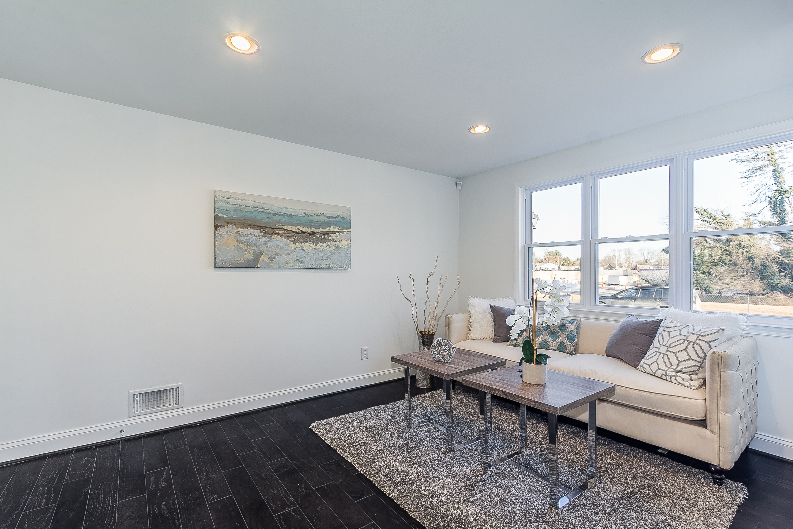 18 W Chestnut Hill Lane-03