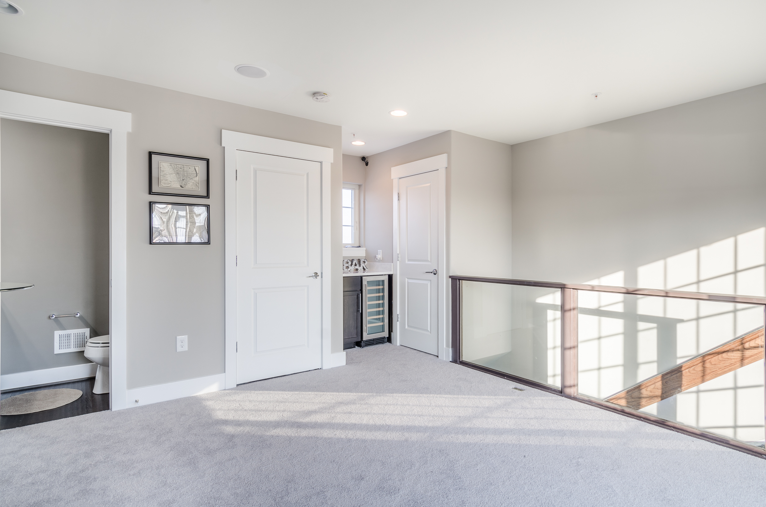 3605 Fleet Street MODEL-32