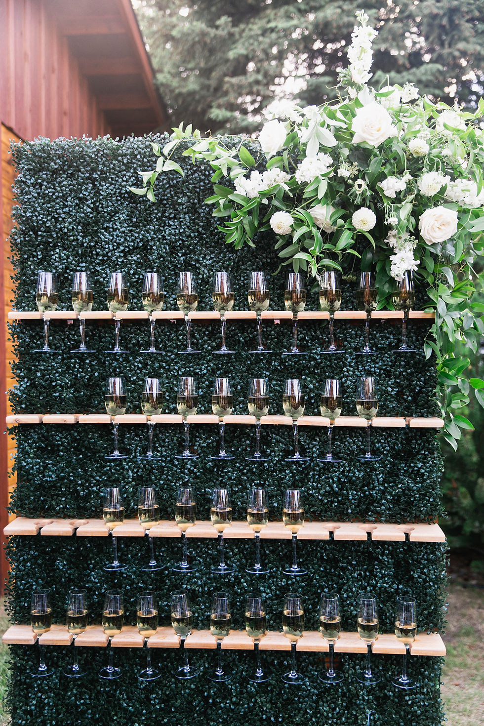 Thumbnail: Champagne Wall