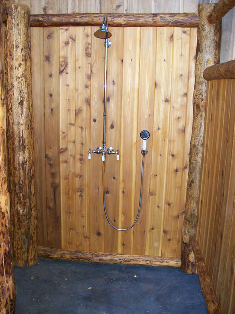 Outdoor shower.JPG