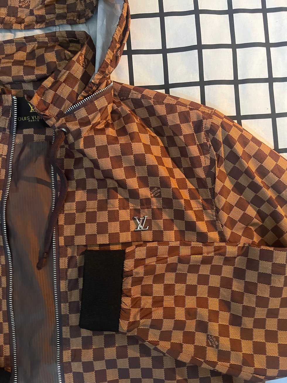 Thumbnail: Louis vittuion XL Wind Breaker