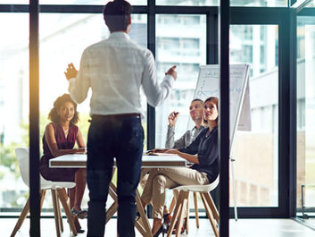 The Secret to Managing Presentation Anxiety in High-Stakes Meetings 