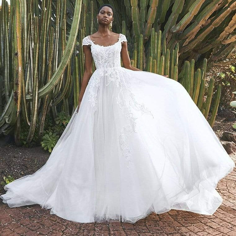 Pronovias Bromo Size 18 Off White /Warm Ivory