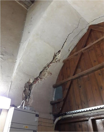 Crack in church tower.jpg