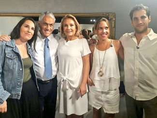 Senadores critican a familia presidencial por el aumento de sus inversiones en la bolsa de Colombia