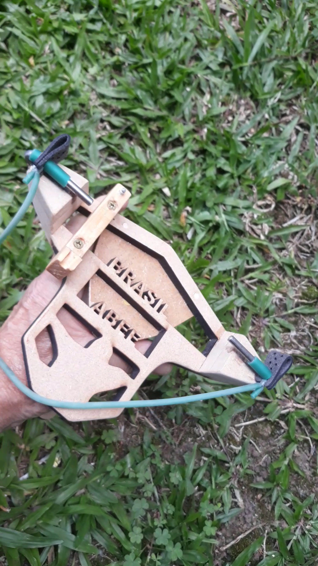 ESTILINGUE MODELO ABEE PARA COMPETIÇÃO ELÁSTICO 3.6 MM