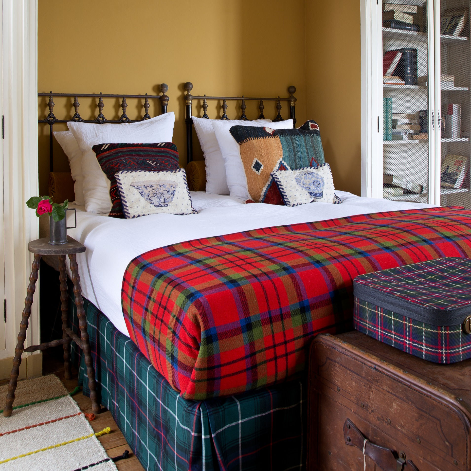 Draps du Monastère de Brucourt