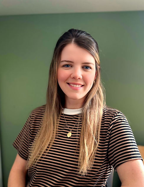 Alana LinkedIn profile.jpg