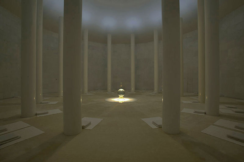 La salle de méditation ou plutôt de concentration au niveau supérieur ©Auroville.org