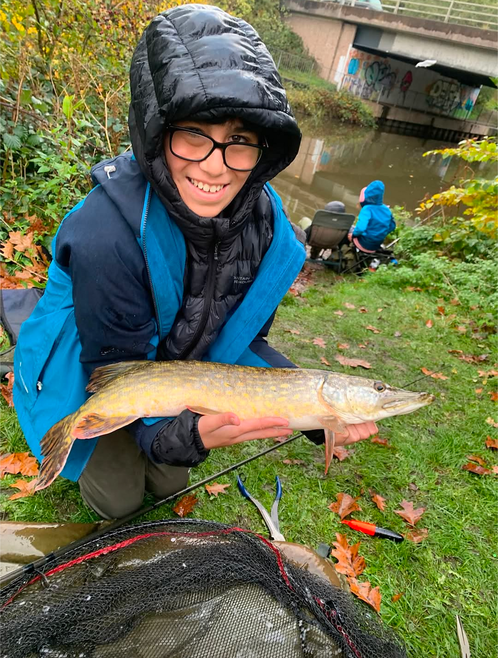 Pike fishing Tetton Lane