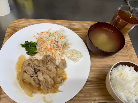 本日の夕食です🍴