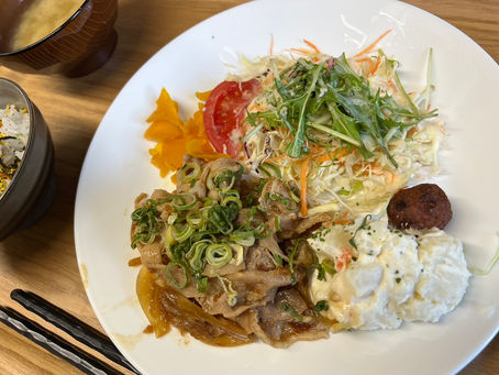 本日の夕食です( *´艸`)