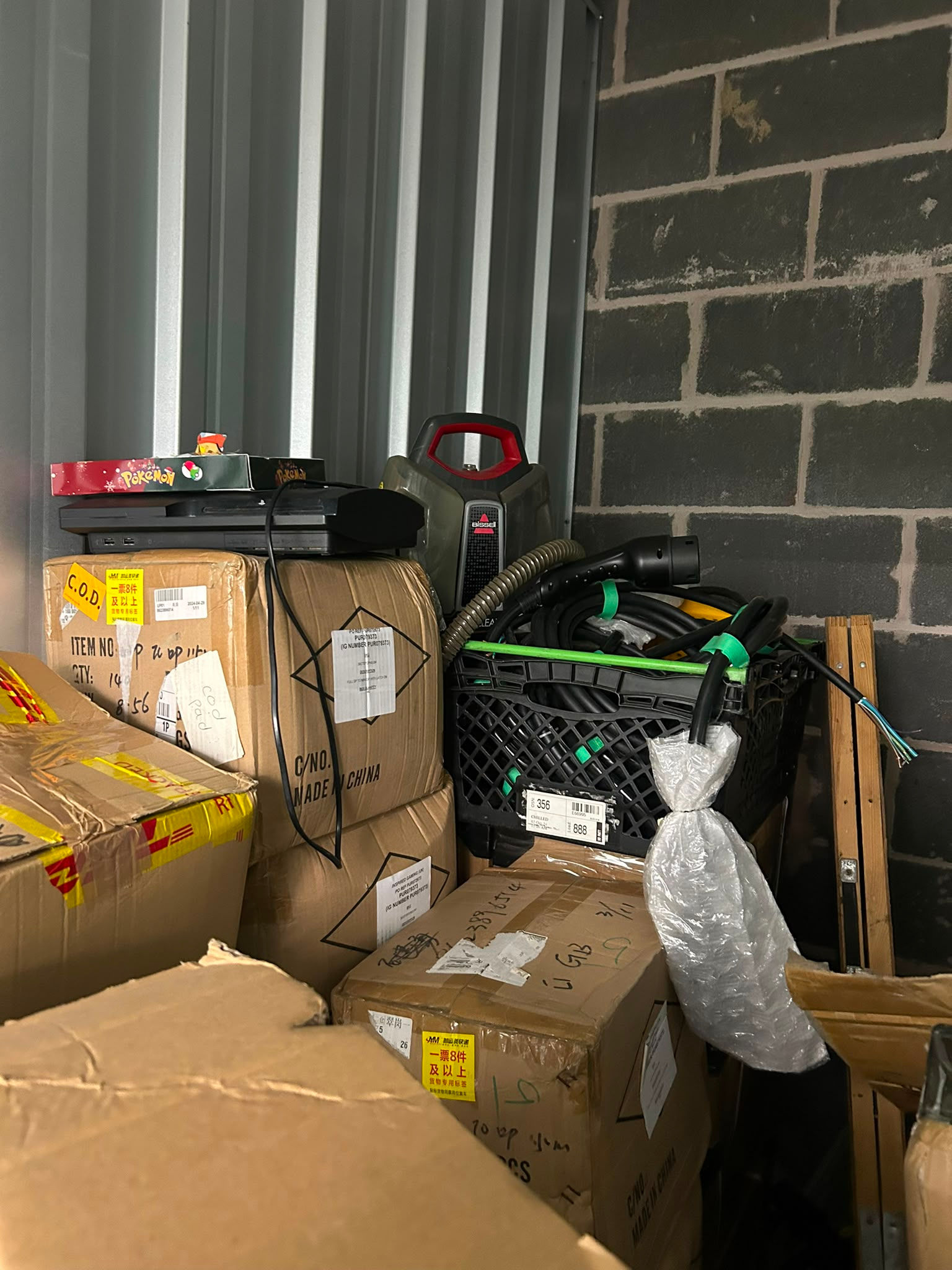 Abandoned Storage Room Worsley (Ready Steady Store)
