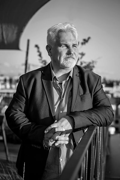 Roman B (53)-čer_edited.jpg