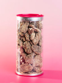 Boite de pralines confectionnées dans une patisserie lyon