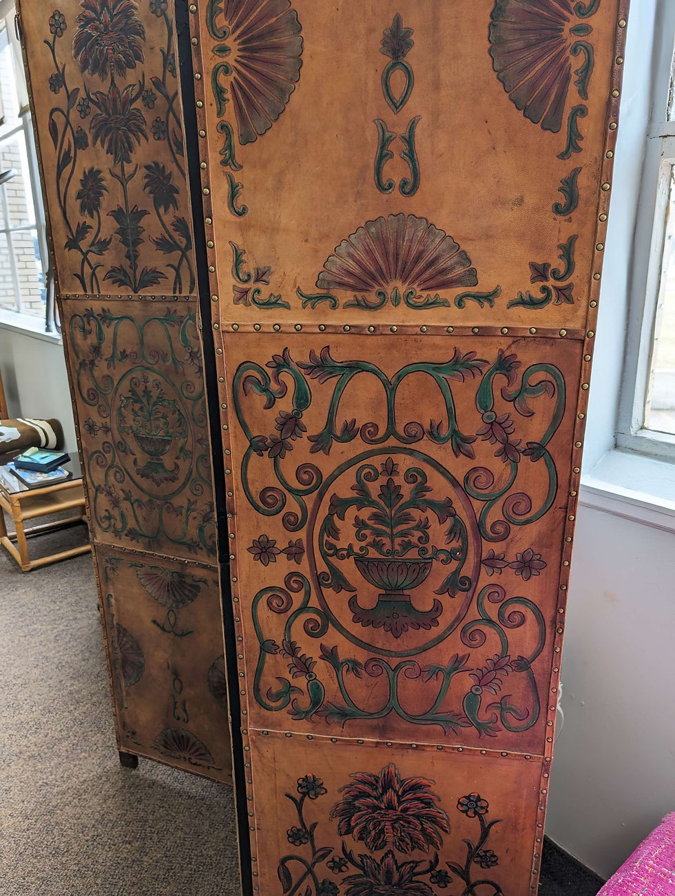 Thumbnail: 3-panel room divider, hand-painted leather - antique 