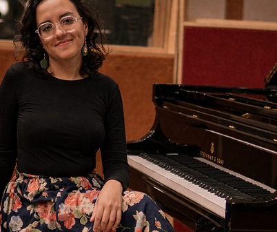 Maria Medina_Studio 1 (1).png