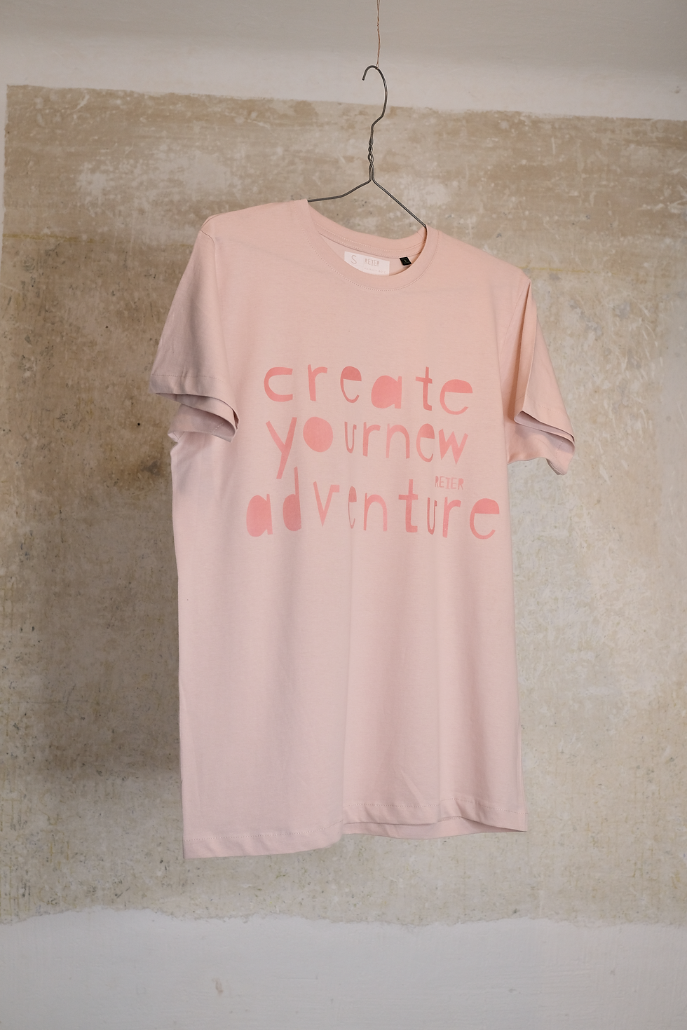 TEE CREATE YOUR NEW ADVENTURE