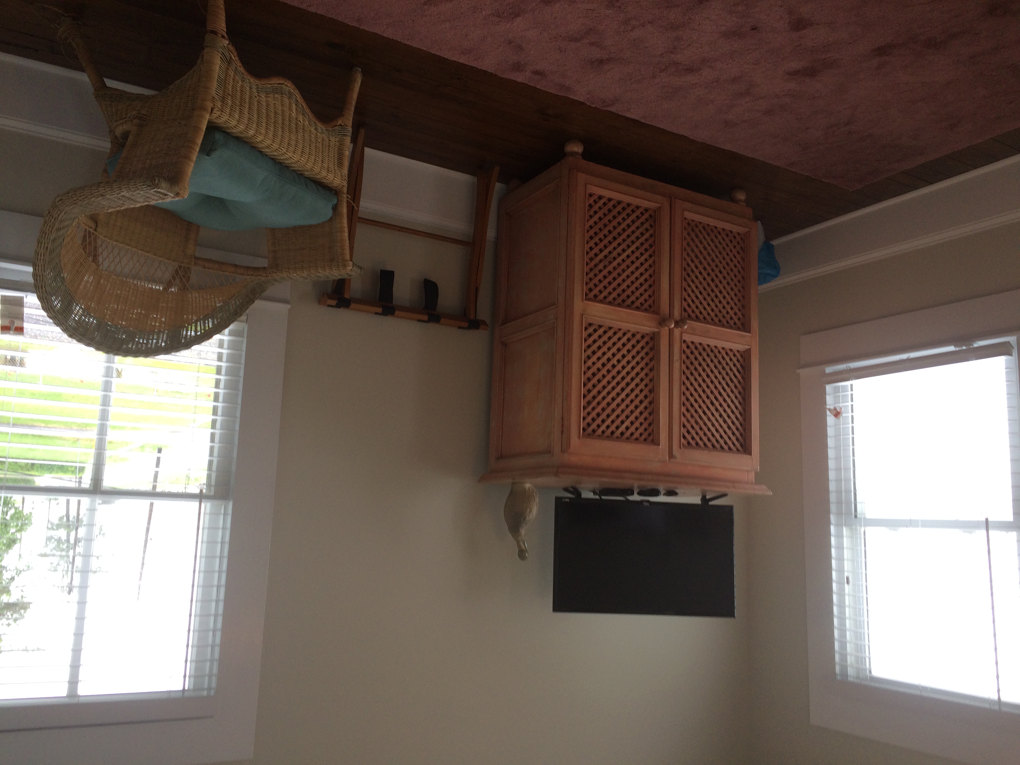front bedroom tv
