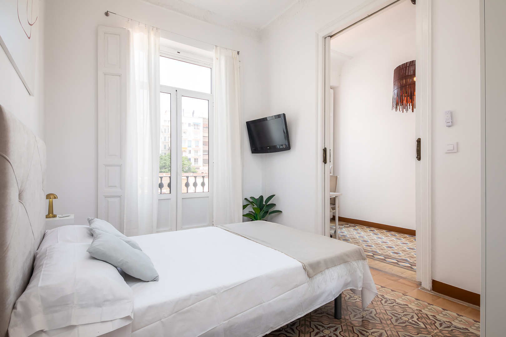 ValenVibe Suites