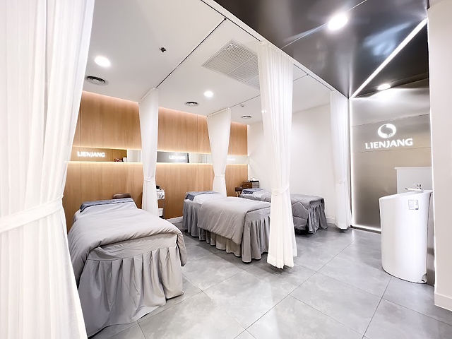 Lienjang Thailand Clinic (ลีเอนจางคลินิก)