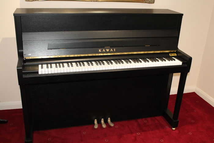 Kawai E200 upright piano