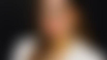 Global Academic, CEO of YellowFryum NY, Marketing Leader – A Dialogue with Dr. Sunaina Shrivastava