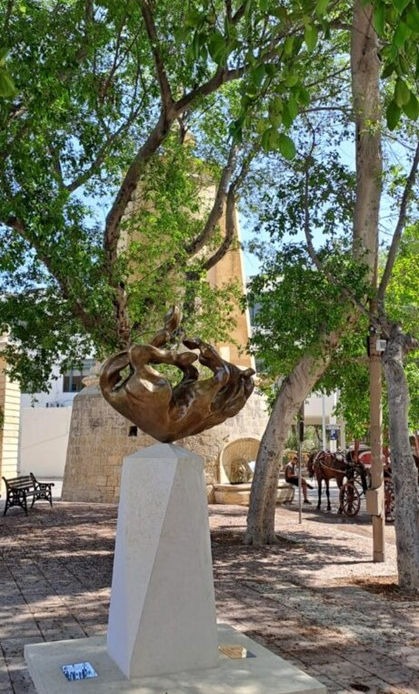 Embryonic Horse, Floriana