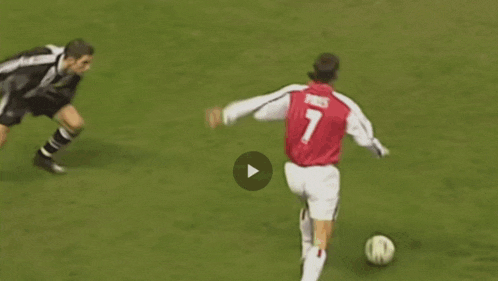 dennis-bergkamp-arsenal.gif