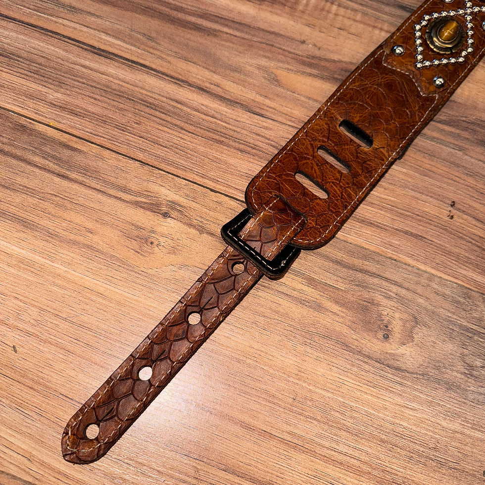 Thumbnail: Carlino Orianthi TigerEye tan scale leather strap