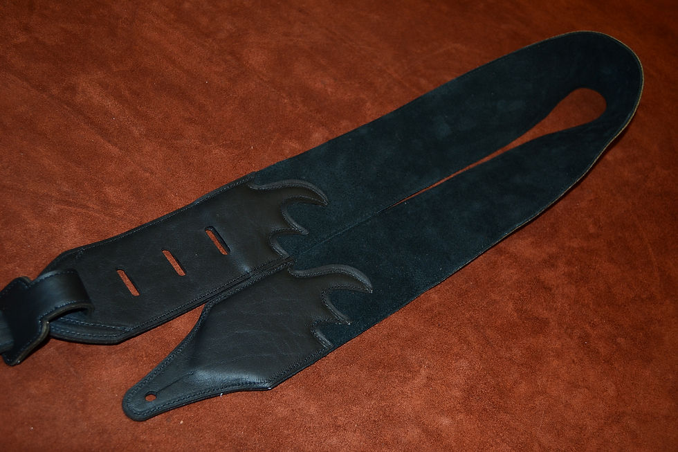 Thumbnail: Carlino Custom Black/Stars Leather Guitar Strap