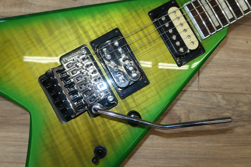 Jackson Scott Ian Signature V KVX Baldini | Carlino Guitars