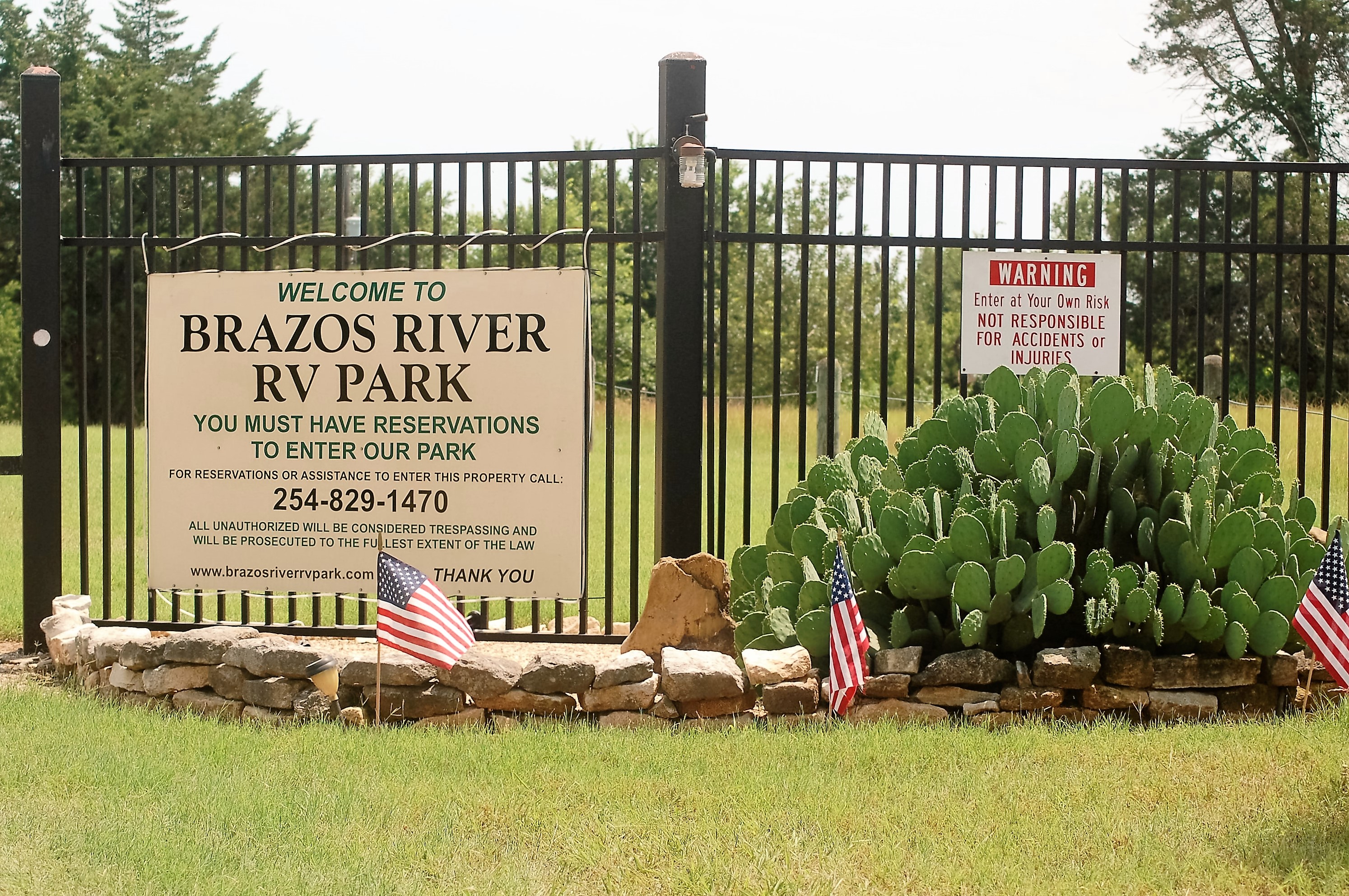 GALLERY BRAZOS RIVER RV PARK WACO TX