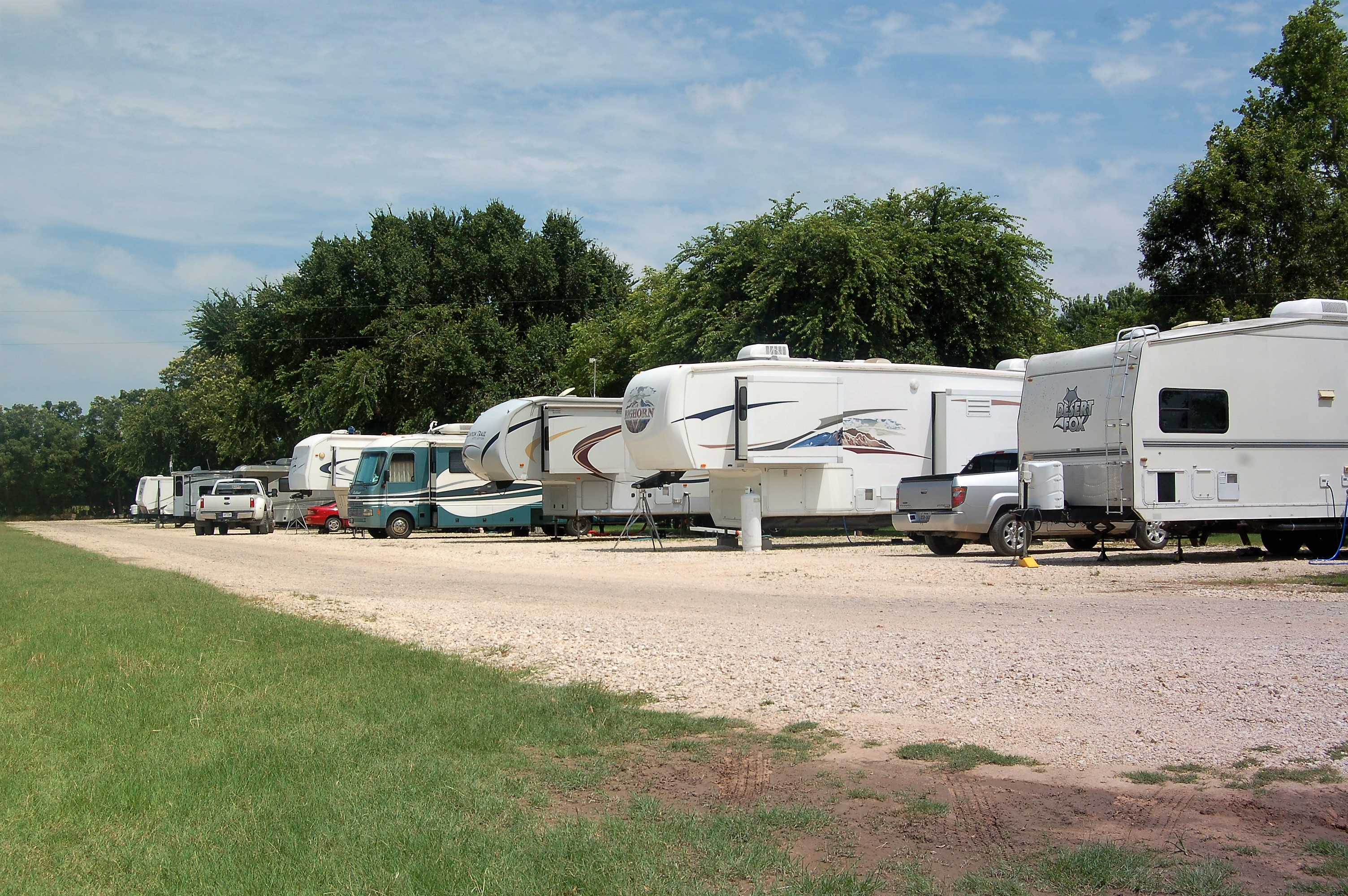 GALLERY BRAZOS RIVER RV PARK WACO TX