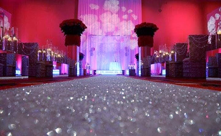Original DIAMOND Aisle Runner