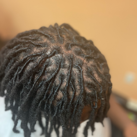 HOW TO PROPERLY SHAMPOO & DETANGLE 