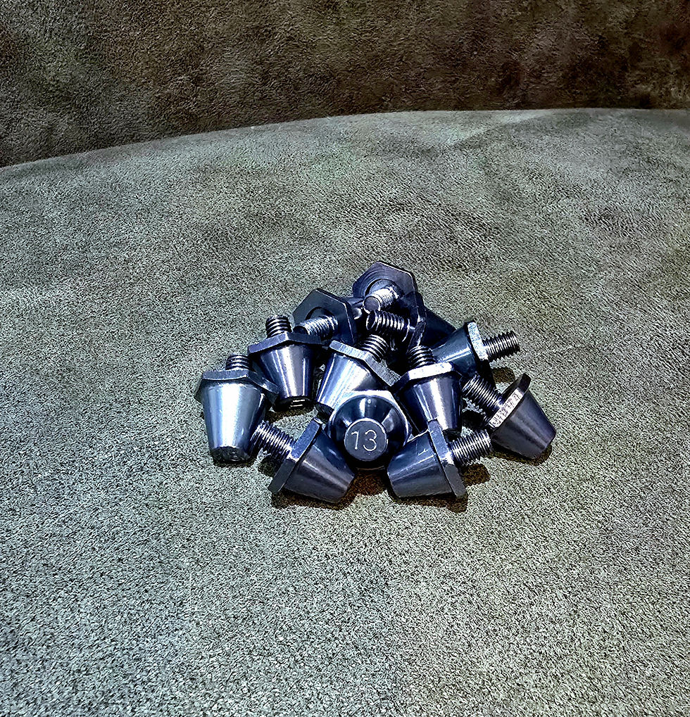 Thumbnail: Aluminium Studs