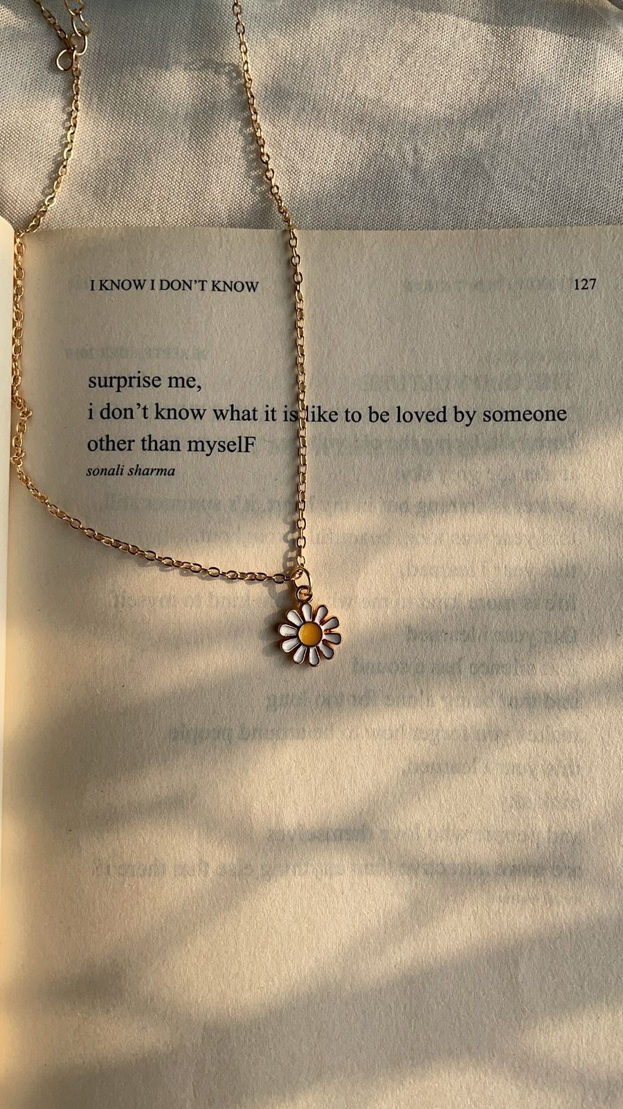 Thumbnail: Tiny Daisy Necklace