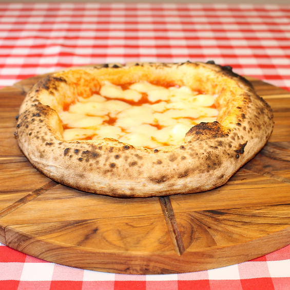 Pizza napolitana de mussarela