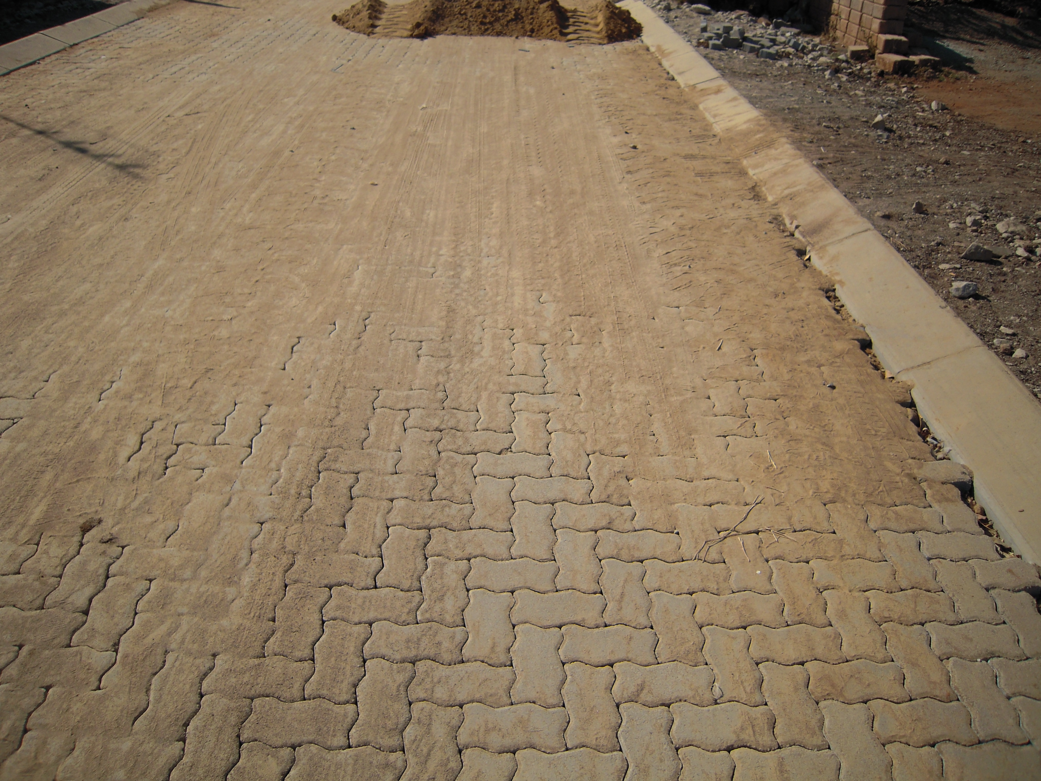 Cemblocks 60mm interlocking paving and pavers
