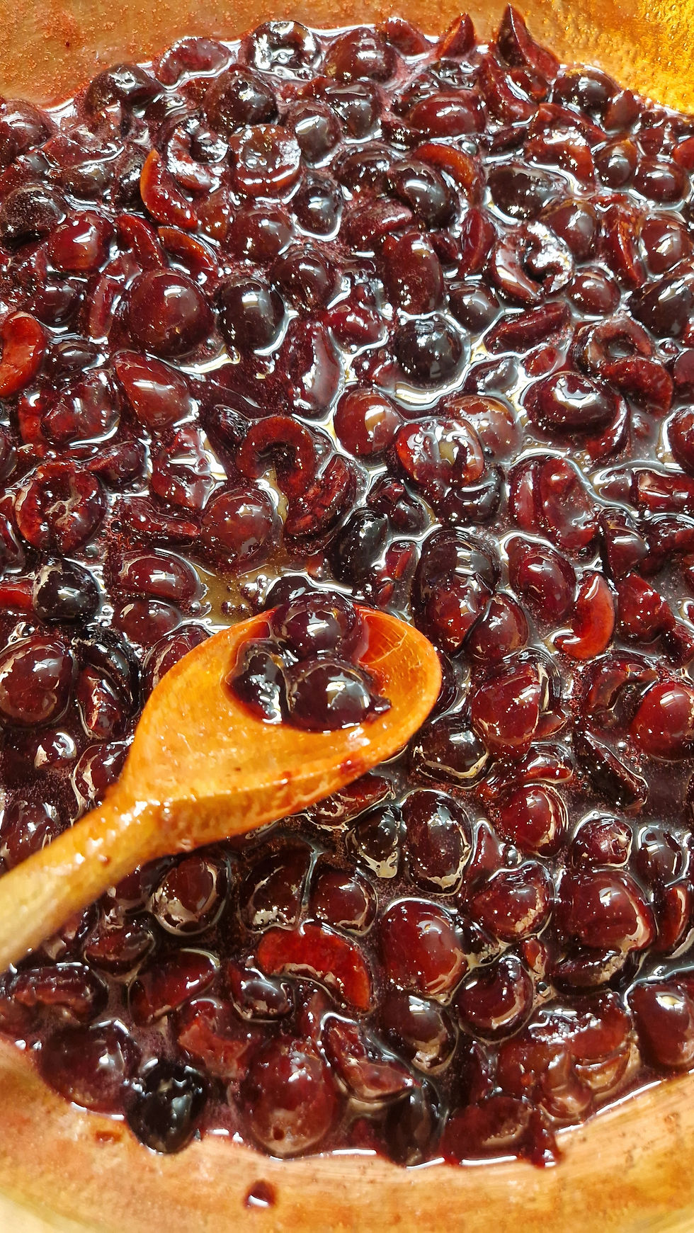 CONFITURE DE CERISE NOIRE EN CUISSON