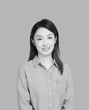 Eva China Merchandiser.jpg