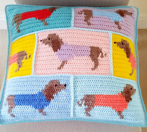 Hello Sausage! Cushion Cover Pattern US terms | Cute Crochet Makes