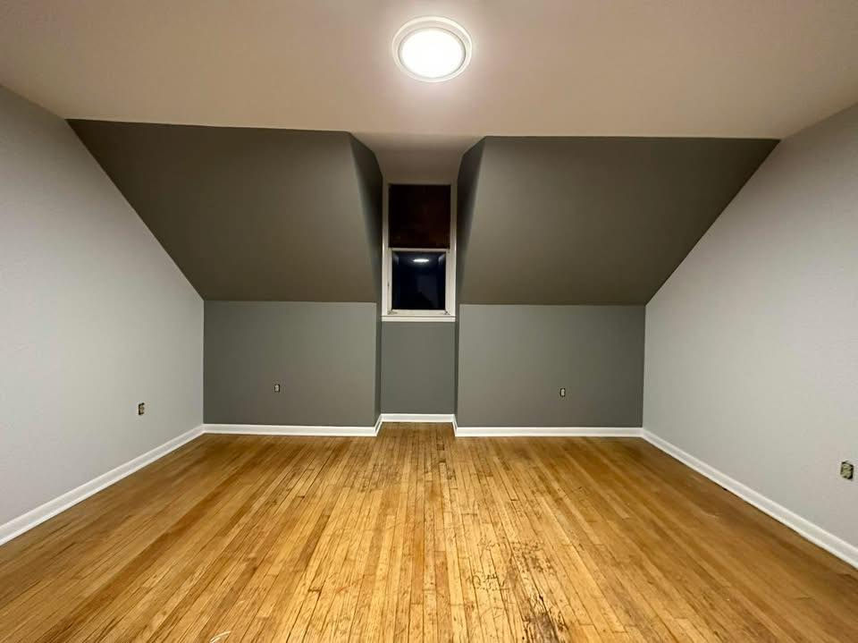 an image of grey painted room