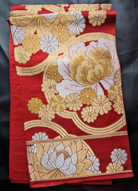 red fukuro obi