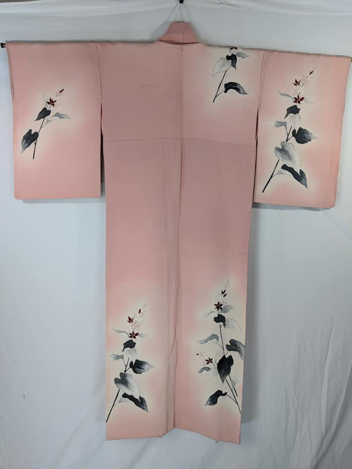 Pale Pink & White Tsukesage