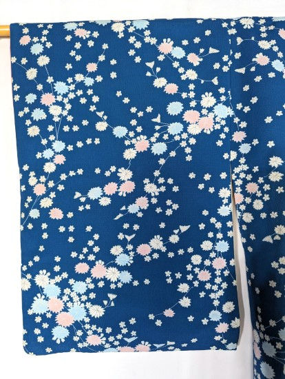 blue women's kimono